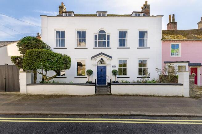 5 bed property, in Sackville Street, £699,950