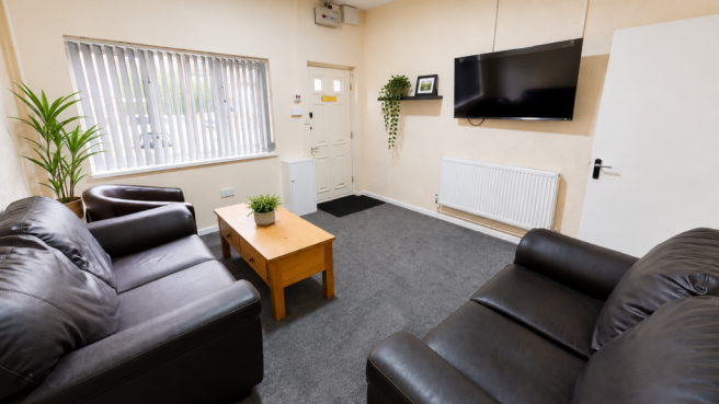 4 bed property, in Lottie Road, £350,000