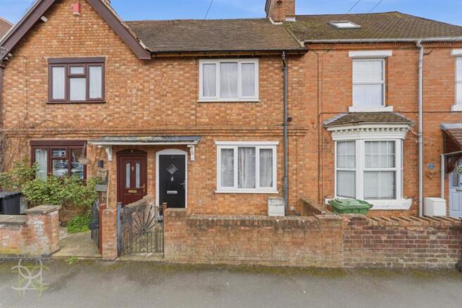 3 bed property, in Montfort Street, £210,000