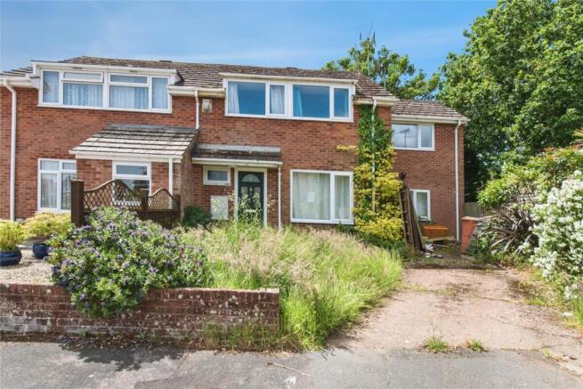 4 bed property, in Hooker Close, £375,000