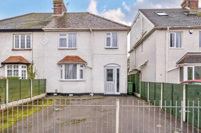 3 bed property, in Ash Grove, £500,000
