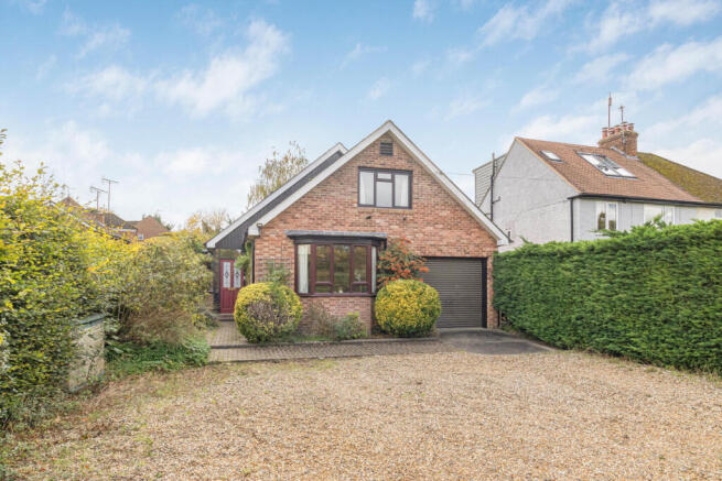3 bed property, in Ashley Road, £475,000