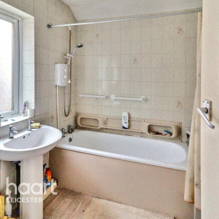 3 bed property, in Exmoor Avenue, £275,000