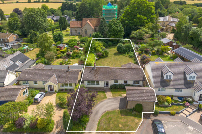 4 bed property, in St. Nicholas Field, £650,000