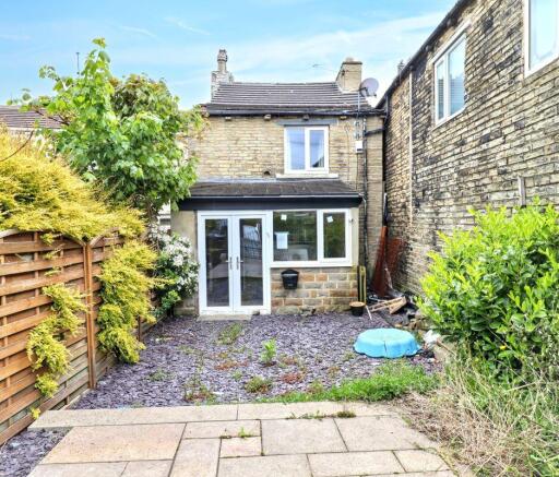 2 bed property, in 95 Bierley Lane, £25,000