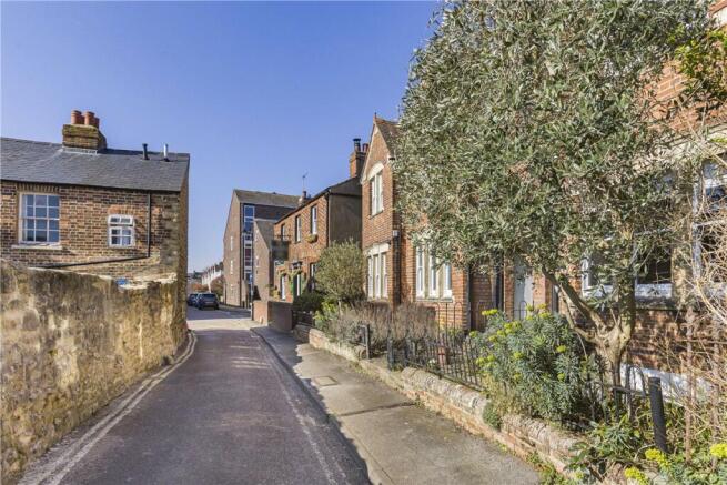 3 bed property, in Plantation Road, £1,100,000