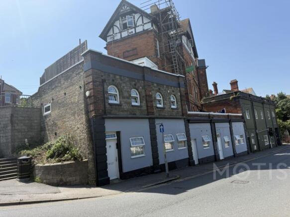 4 bed property, in Grace Hill, £410,000