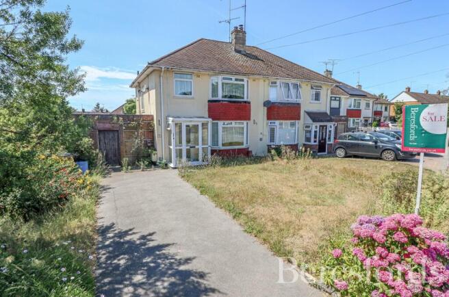 3 bed property, in Thames Avenue, £375,000