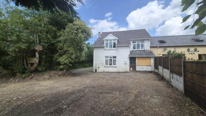 4 bed property, in Ffair Rhos, £149,950