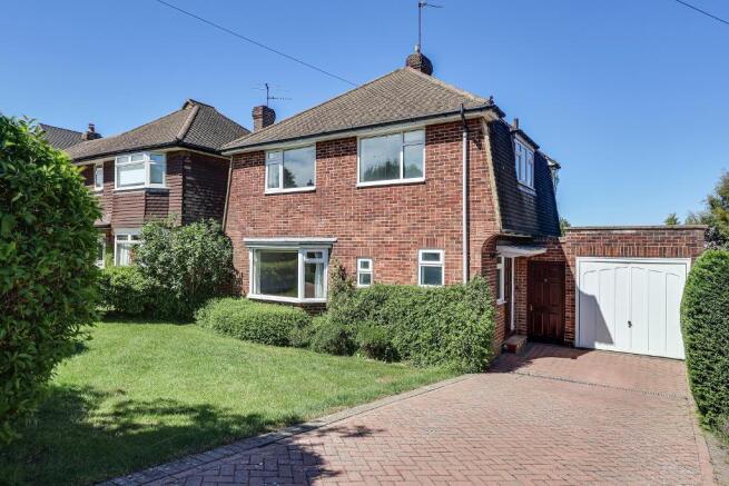 3 bed property, in Morley Road, £650,000