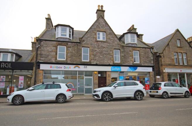 1 bed property, in 35B West Church Street, £54,000