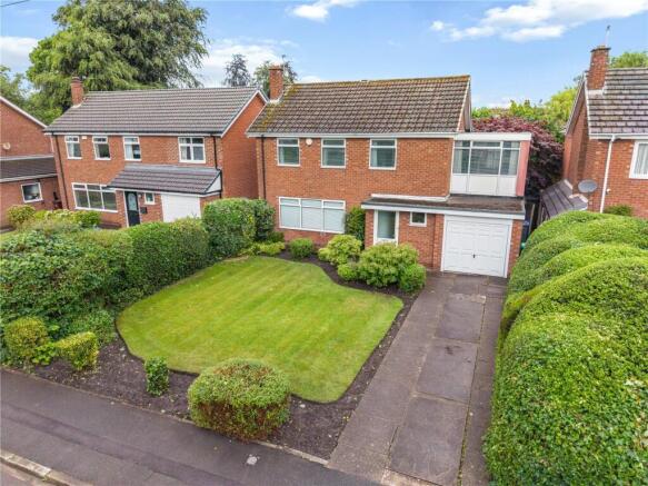 4 bed property, in Fairwood Road, £550,000