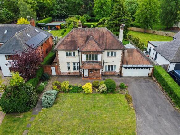 4 bed property, in Beeston Fields Drive, £1,050,000
