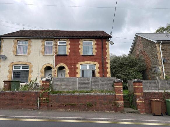 3 bed property, in 3, £145,000