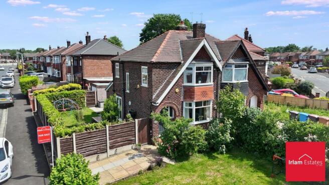 3 bed property, in Gorse Road, £325,000