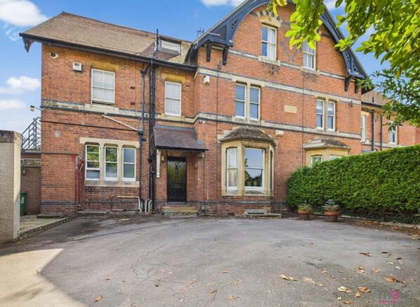 9 bed property, in Barnwood Road, £850,000