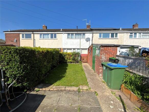 3 bed property, in Privett Road, £210,000