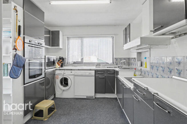 3 bed property, in Woodlands, £250,000