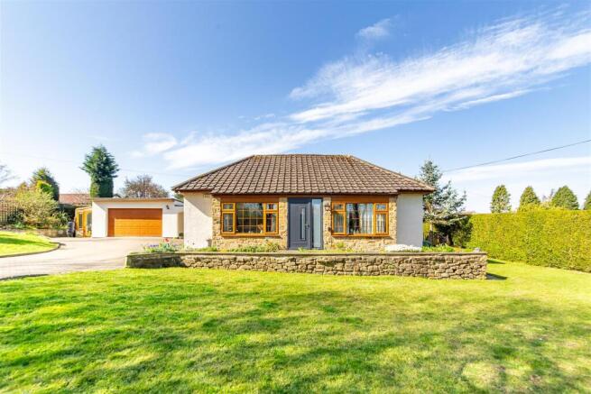 3 bed property, in Western Way, £699,000