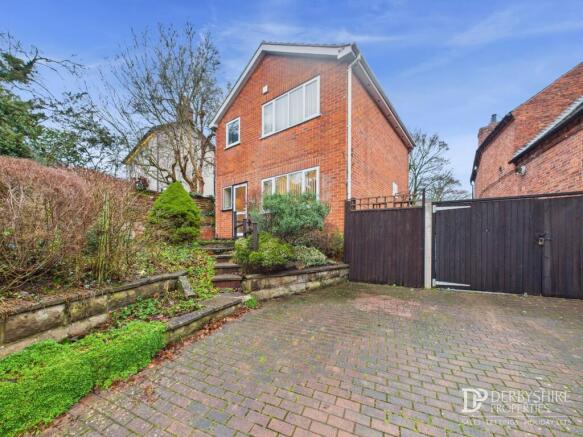 3 bed property, in Potter Street, £310,000