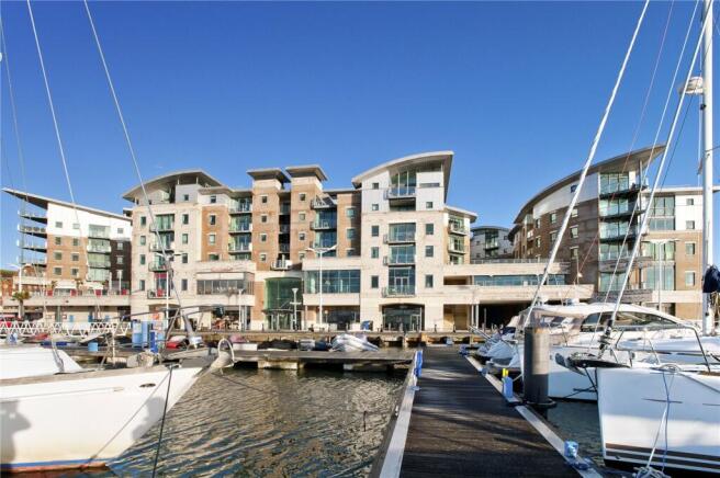 3 bed property, in The Quay, £500,000