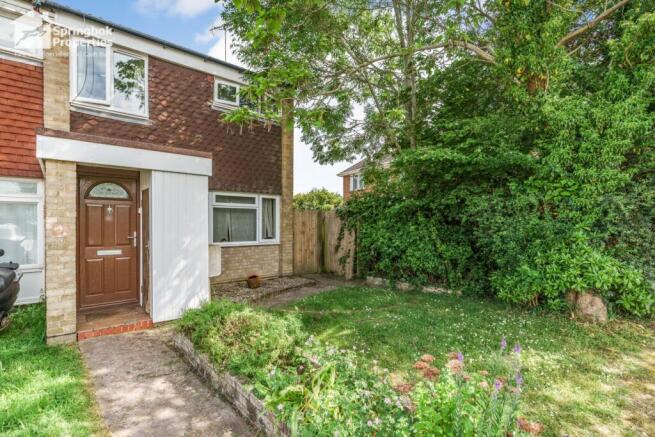 3 bed property, in Finians Field, £360,000