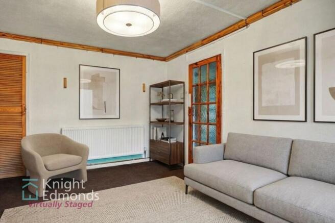 2 bed property, in Bramley Drive, £170,000