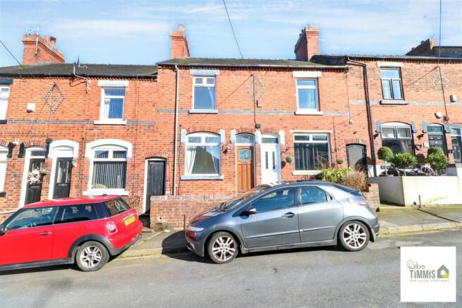 2 bed property, in Highton Street, £125,000