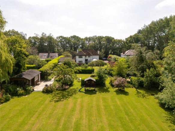 3 bed property, in Mudhouse Lane, £950,000