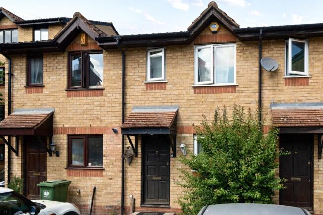 2 bed property, in Baildon Street, £475,000