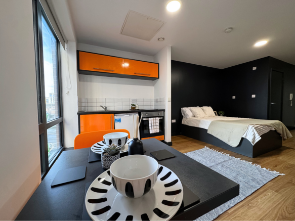 Studio, in 21 The Artesian, £39,000