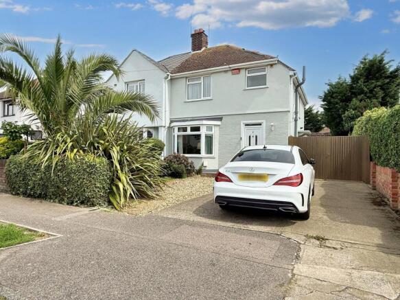 3 bed property, in Princess Anne Road, £365,000
