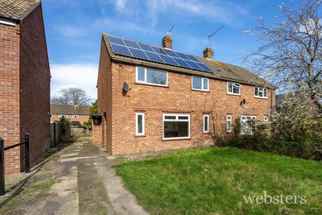 3 bed property, in Princes Street, £220,000