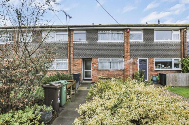 3 bed property, in Ringway Road, £425,000