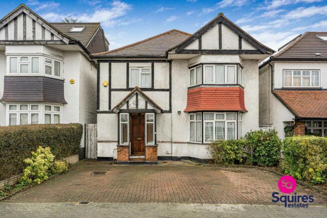 4 bed property, in Cheyne Walk, £850,000