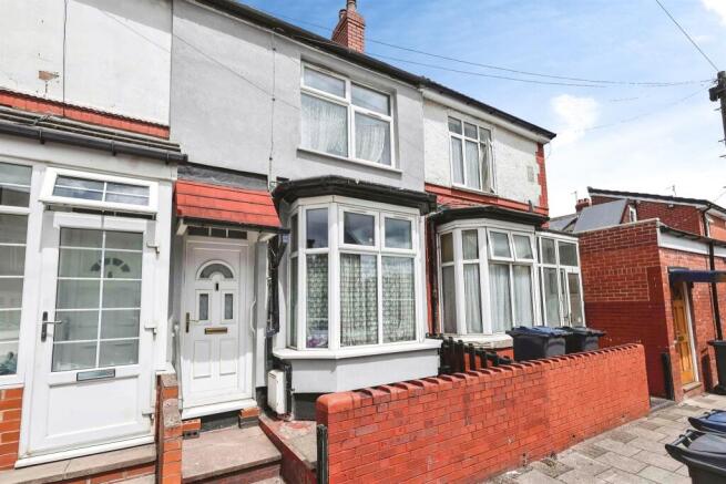 3 bed property, in Mary Road, £210,000