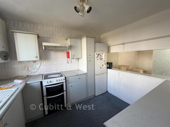 3 bed property, in Regency Walk, £375,000