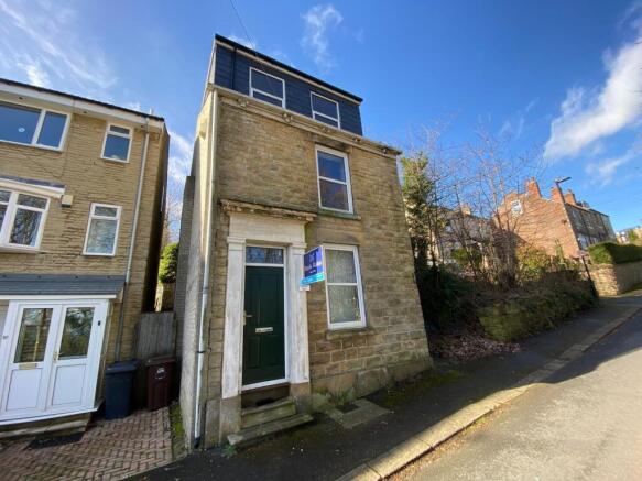 3 bed property, in Matlock Road, £200,000
