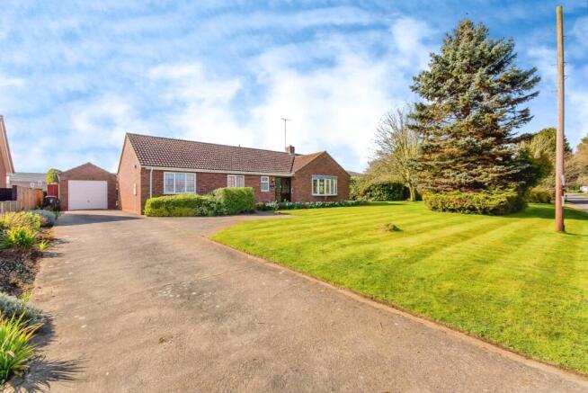 3 bed property, in Watery Lane, £275,000