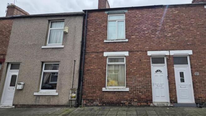 2 bed property, in 62 Arthur Street, £13,000