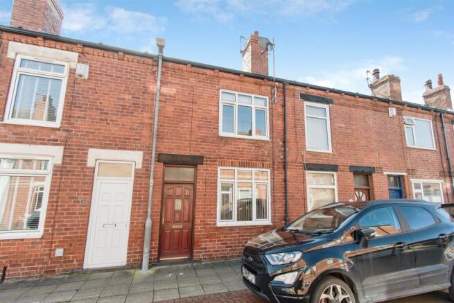 2 bed property, in Ambler Street, £110,000