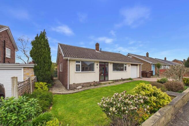 3 bed property, in Templegate Close, £475,000