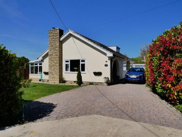 4 bed property, in Oldbury View, £530,000