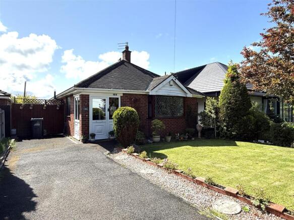 2 bed property, in Mythop Road, £279,950