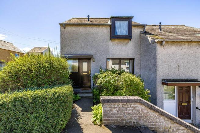2 bed property, in 6, £125,000