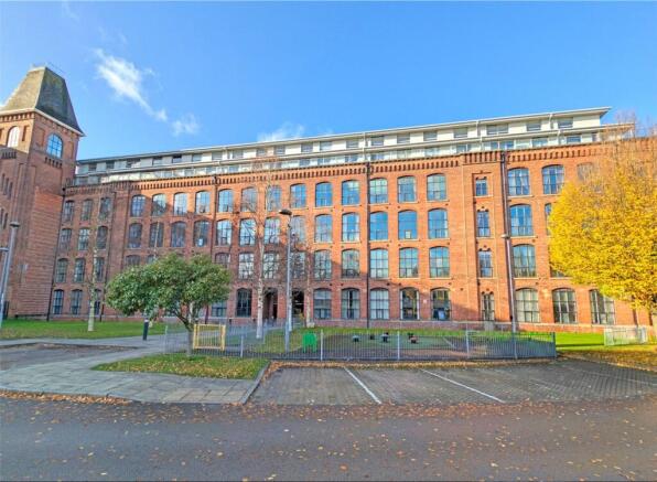 1 bed property, in Victoria Mill, £130,000