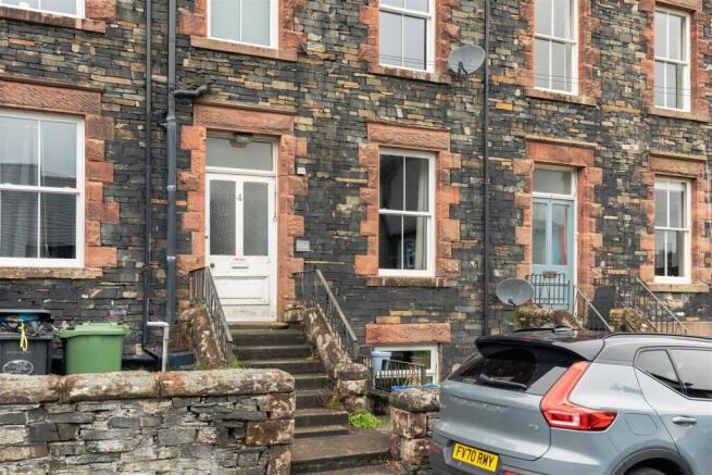 4 bed property, in The Flat & The Basement Flat, £360,000