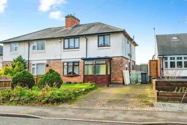 3 bed property, in Egginton Road, £190,000