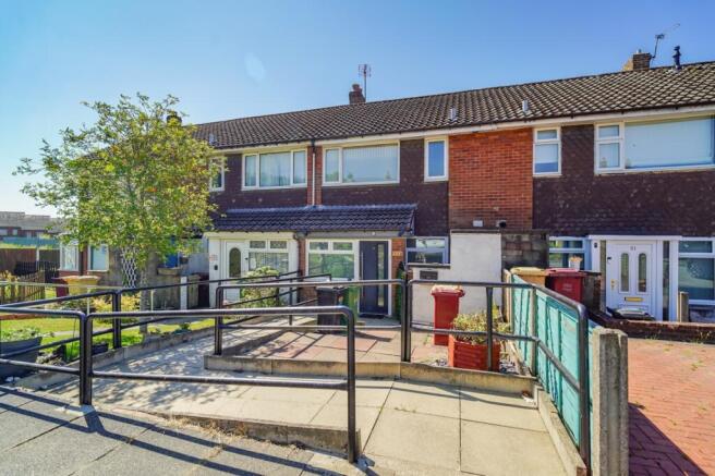 3 bed property, in Thirlmere Avenue, £185,000