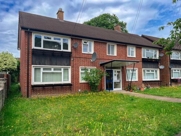 1 bed property, in Anne Way, £249,950
